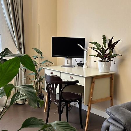 Apartment In Downtown "Rustaveli Residence" ティビリシ エクステリア 写真